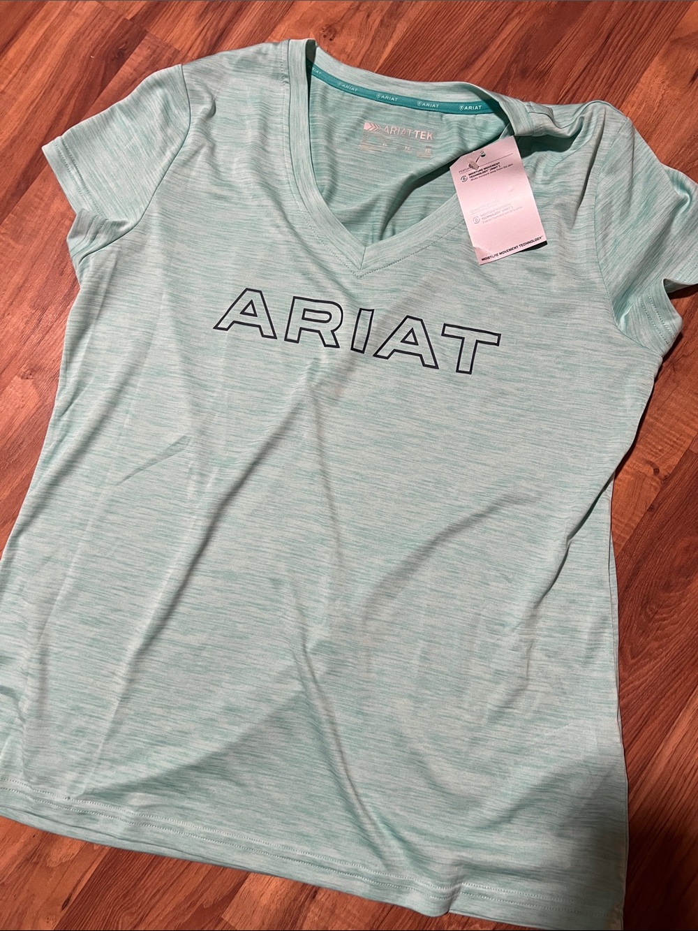 Ariat Mint Heather V-Neck Short Sleeve Tee